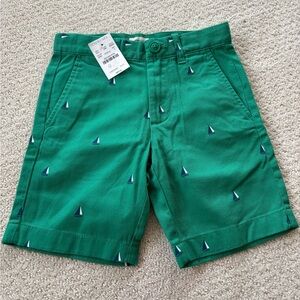 NWT Boys Green Sailboat Shorts (5Y)